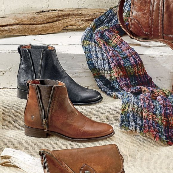 Frye Carly Zip Black Leather Chelsea Ankle Booties - Picture 5 of 16